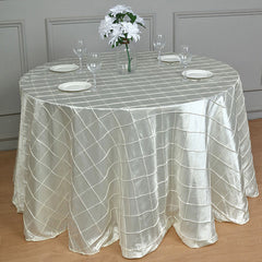 Lofaris 120 Inch Stylish Pintuck Round Seamless Tablecloth