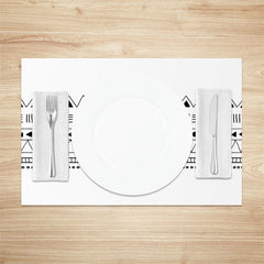 Lofaris Black Pattern Repeat White Dining Set Of 4 Placemats