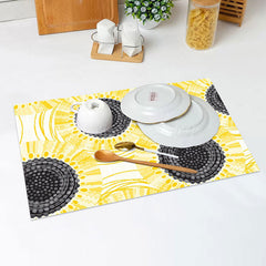 Lofaris Black Yellow Dots Pattern Modern Set Of 4 Placemats