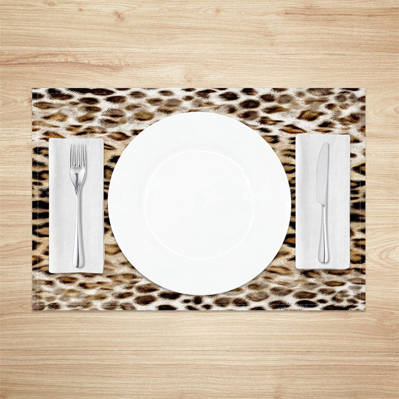 Lofaris Brown Lifelike Leopard Vintge Set Of 4 Placemats