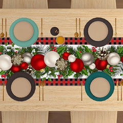 Lofaris Cedar Cherry Wood Green Plaid Christmas Table Runner