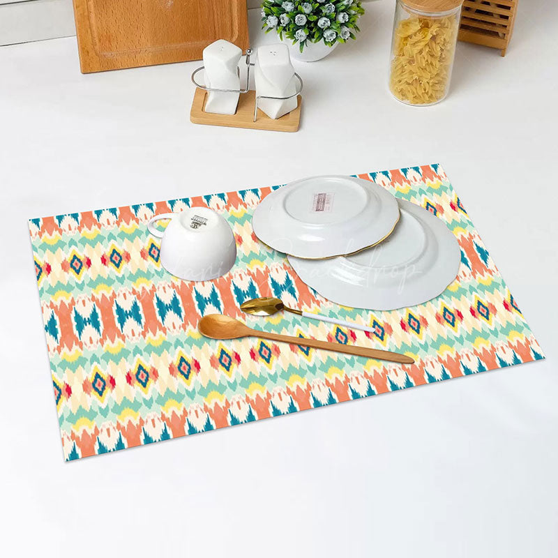 Lofaris Colorful Seamless Pattern Dining Set Of 4 Placemats