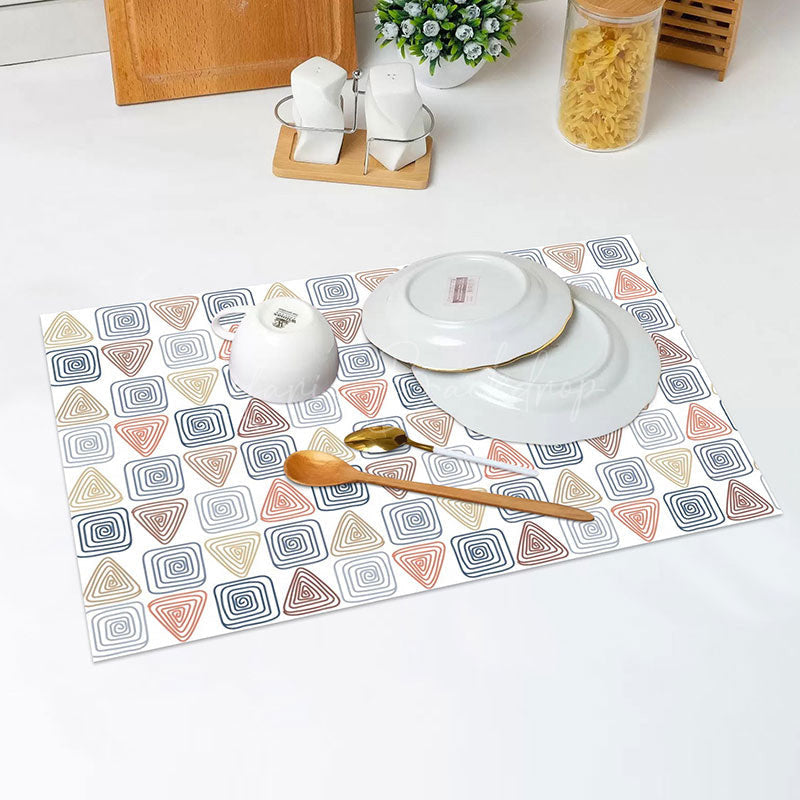 Lofaris Colors Triangle Square Modern Set Of 4 Placemats