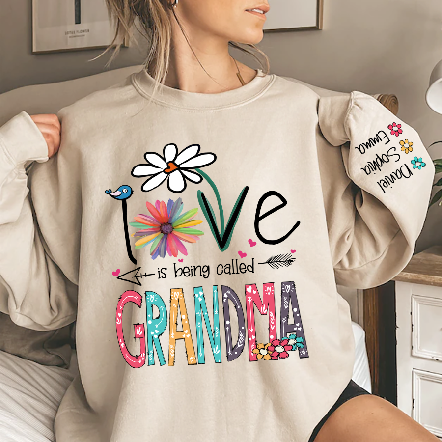 Lofaris Custom I Love Being Grandma Flower Xmas Sweatshirt