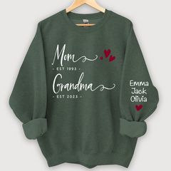 Lofaris Mom Est Grandma And Grandkids Sweatshirt