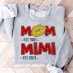 Lofaris Custom Mom Mimi Est Lip Print Glitter Sweatshirt