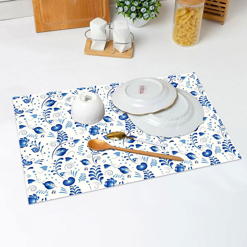 Lofaris Cute Blue Leaves Heart Pattern Set Of 4 Placemats