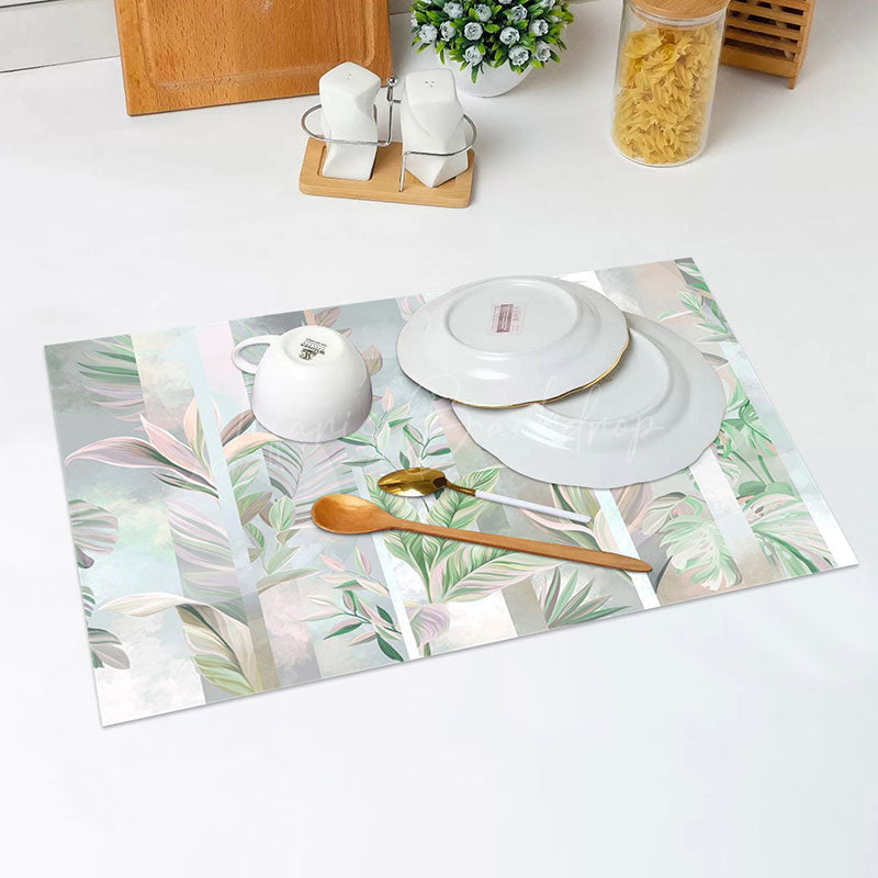 Lofaris Elegant Green Leaf Spring Modern Set Of 4 Placemats