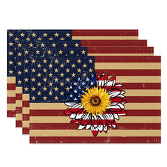 Lofaris Floral Old Flag Independence Day Set Of 4 Placemats