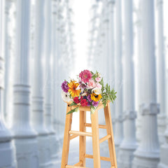 Lofaris Infinitely Extending White Pillars Wedding Backdrop