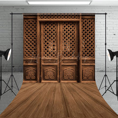 Lofaris Ancient Chinese Hollow Wooden Door Sweep Backdrop