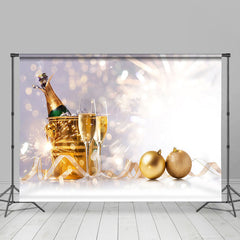 Lofaris Beer Ribbon Golden Ball Simple Christmas Backdrop