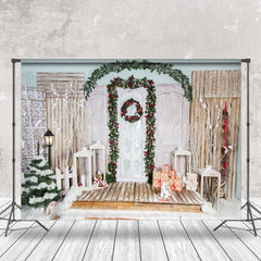 Lofaris Outside Retro Door Winter Snowy Christmas Backdrop