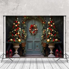 Lofaris Retro Blue Door Trees Celebrates Christmas Backdrop