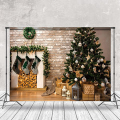 Lofaris Retro Brick Wall Tree Fireplace Christmas Backdrop