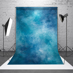 Lofaris Serene Blue White Abstract Art Peaceful Backdrop