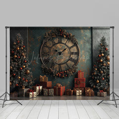 Lofaris Vintage Green Wall Clock Tree Christmas Backdrop