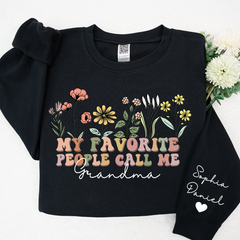 Lofaris My Favorite People Call Me Grandma Best Gift Christmas CTH01 Sweatshirt