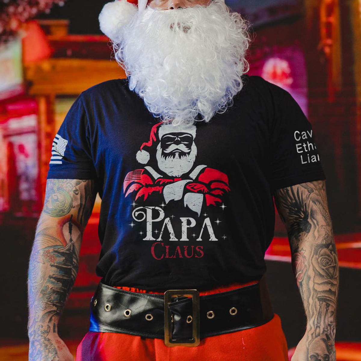 Lofaris Papa Claus Grandkids Customized Christmas T-Shirt