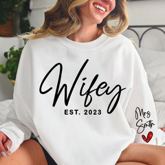 Lofaris Glitter Custom Name Mrs Sweatshirt Personalized Wifey Bride LTP01