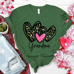 Lofaris Pink Leopard Valentine Heart Grandma And Kids T - Shirt