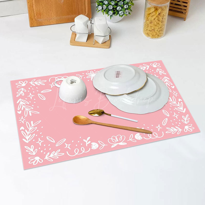 Lofaris Pink White Leaf Patterns Modern Set Of 4 Placemats