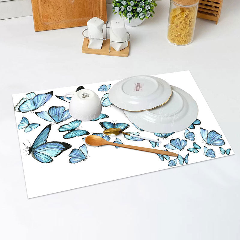 Lofaris Pretty Blue Butterflies Dining Set Of 4 Placemats