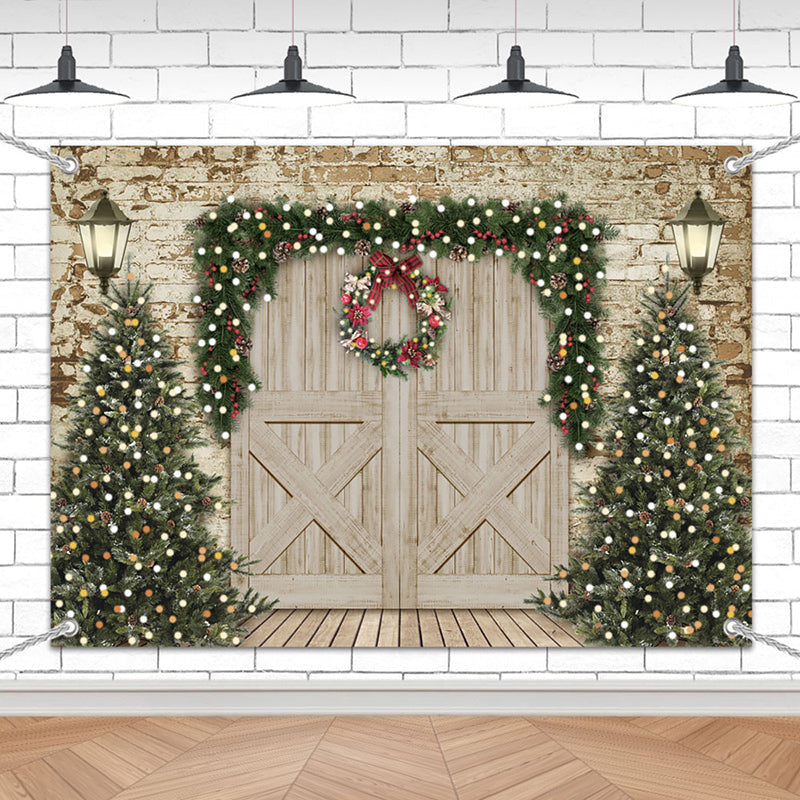 Lofaris (7 Day Delivery) Retro Wooden Beige Door Tree Christmas Vibe Backdrop