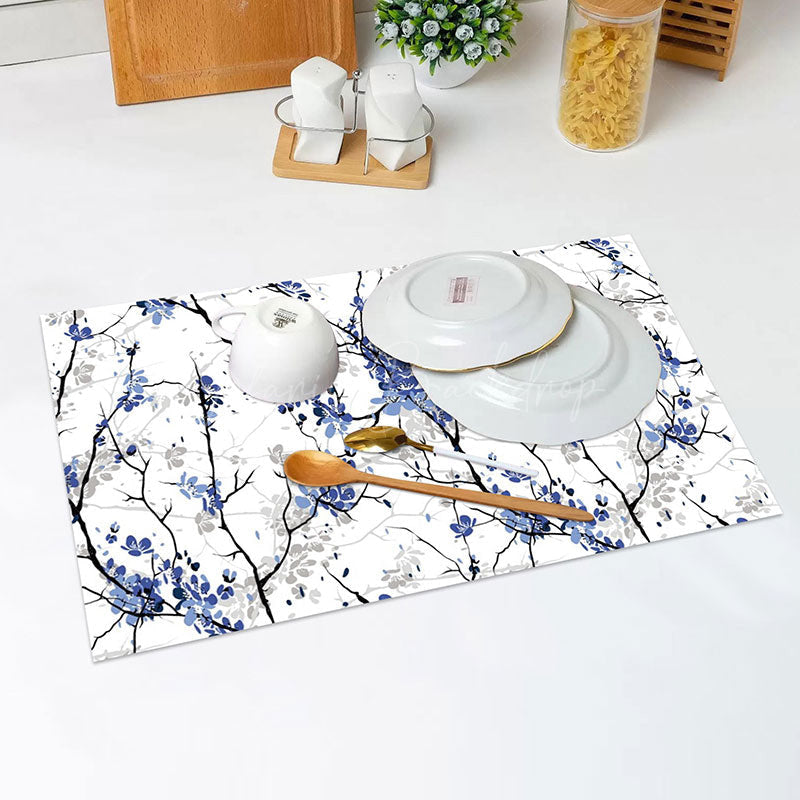 Lofaris White Blue Trunk Floral Vintage Set Of 4 Placemats