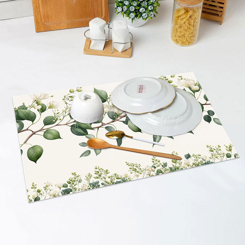 Lofaris White Floral Greenery Vintage Set Of 4 Placemats