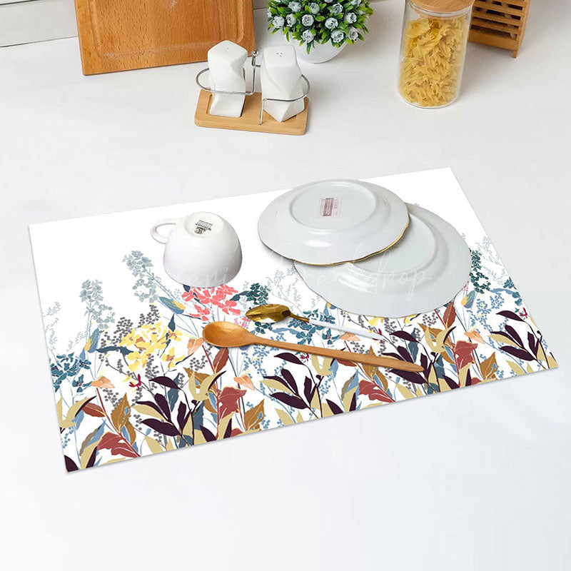 Lofaris White Red Yellow Leaves Vintage Set Of 4 Placemats