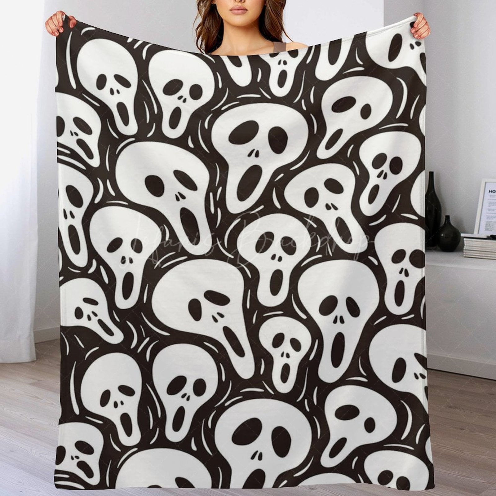 Lofaris White Screaming Ghost Halloween Custom Name Blanket