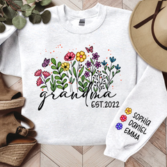 Lofaris Wildflower Custom Grandma Est Year and Kids CTH01 Sweatshirt