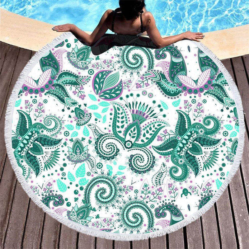 Lofaris Green Paisley Pattern Leaves Circle Beach Towel