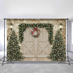 Lofaris Little Spot Light Chrismas Tree And Wood Door Backdrop