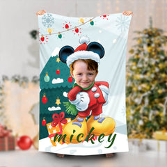 Lofaris Personalized Akimbo Xmas Mickey Green Beach Towel