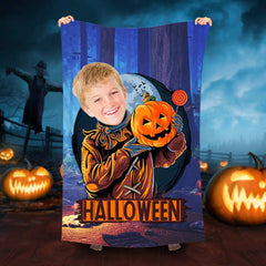 Lofaris Personalized Halloween Pumpkin Boy Trees Beach Towel